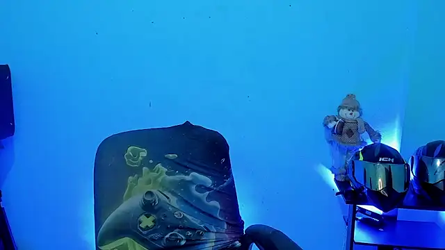 Snapshot of zeus_7777 chatting on 11, 4, 2026 zeus 7777 online show from 11, 4, 2026