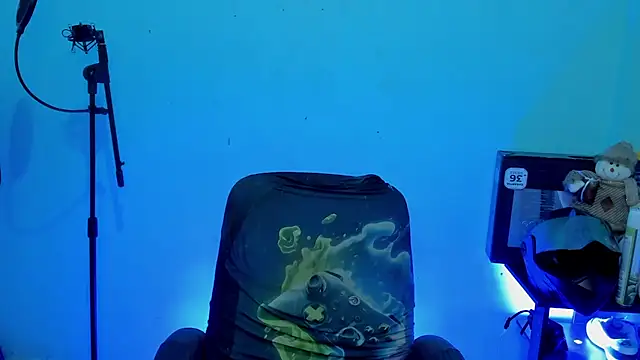 Snapshot of zeus_7777 chatting on 16, 4, 2026 zeus 7777 online show from 16, 4, 2026