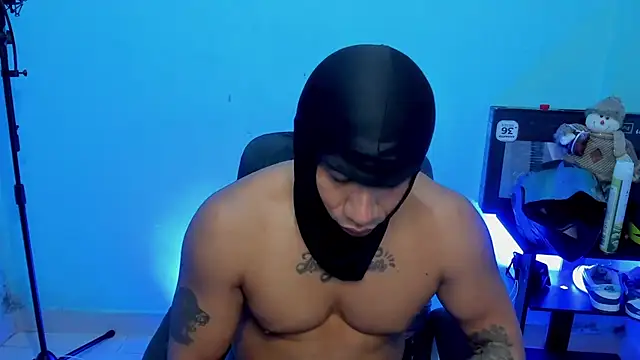 Snapshot of zeus_7777 chatting on 17, 4, 2026 zeus 7777 online show from 17, 4, 2026