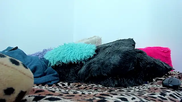 Adrianna Arias online show from 13, 9, 2025