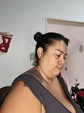 Snapshot of NARNYALABELLA chatting on 8, 6, 2026 NARNYALABELLA online show from 8, 6, 2026