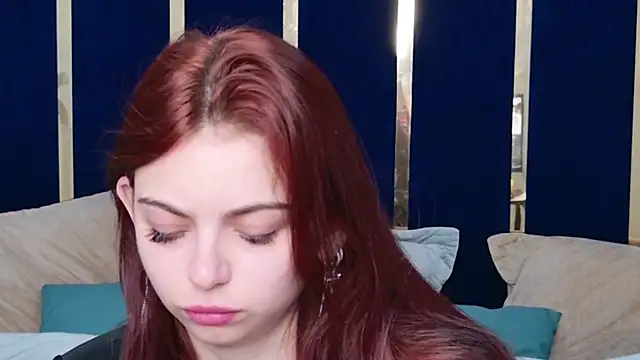 Snapshot of Lia_Colls chatting on 5, 10, 2025 Lia Colls online show from 5, 10, 2025