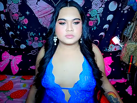 Snapshot of YourThicc_bella chatting on 10, 6, 2026 YourThicc bella online show from 10, 6, 2026