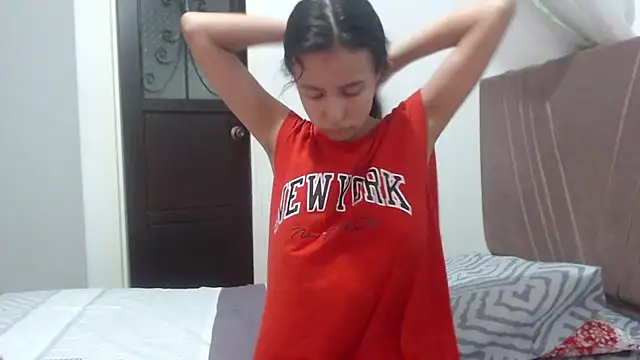 Snapshot of nathaly_jones_ chatting on 11, 4, 2026 nathaly jones online show from 11, 4, 2026