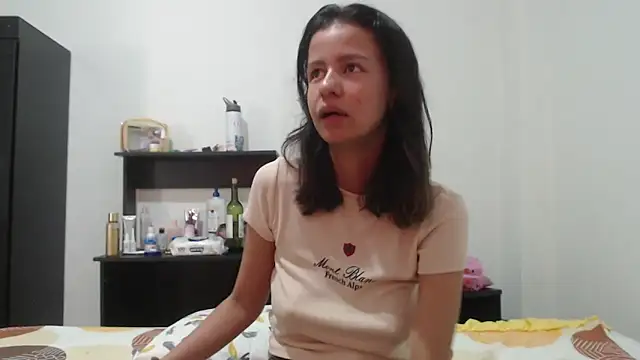 Snapshot of nathaly_jones_ chatting on 24, 5, 2026 nathaly jones online show from 24, 5, 2026