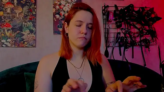 the high priestess online show from 20, 4, 2026