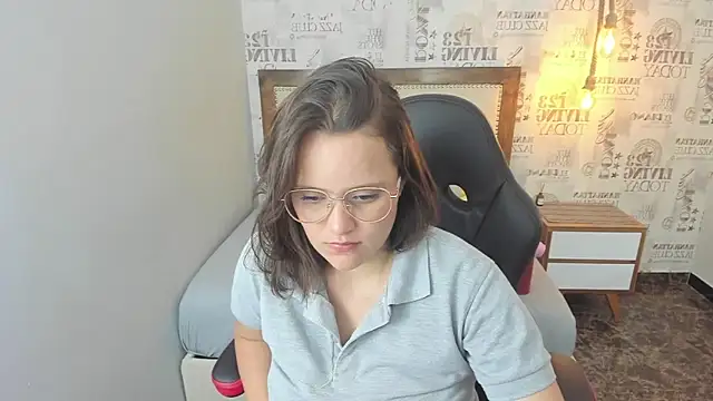 GIANAMILLER6 online show from 8, 9, 2025