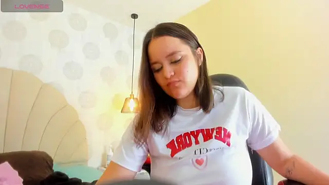 GIANAMILLER6 online show from 10, 2, 2026