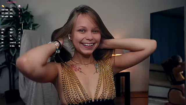 OdellaGillingham online show from 12, 9, 2025