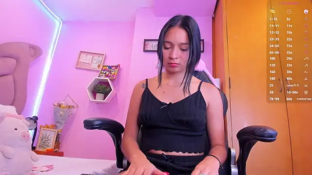 EmmaAnturin online show from 2, 10, 2025