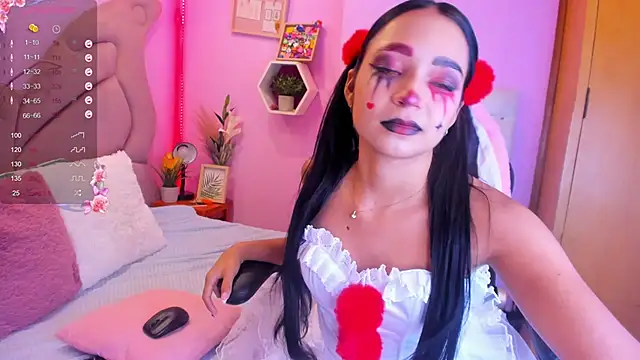 EmmaAnturin online show from 30, 10, 2025