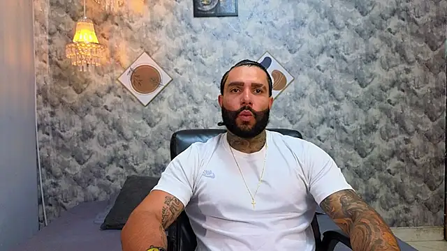 Apolo rousse1 online show from 15, 12, 2025