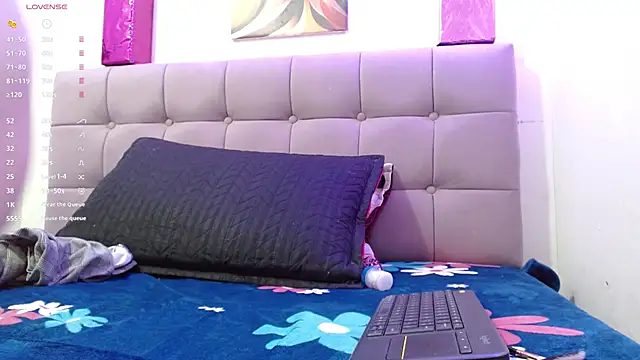 Lola wish1 online show from 28, 11, 2025