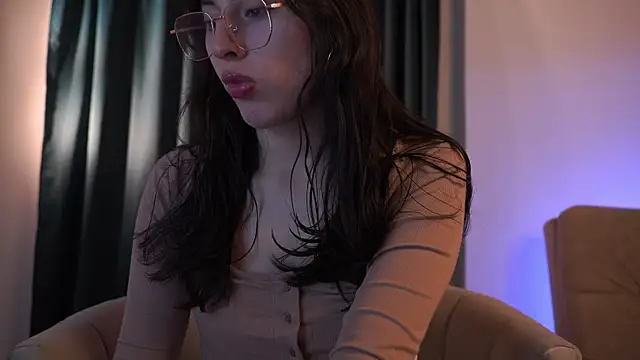 Auralea online show from 27, 3, 2026