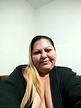 Snapshot of Miasmithr chatting on 14, 10, 2025 Miasmithr online show from 14, 10, 2025