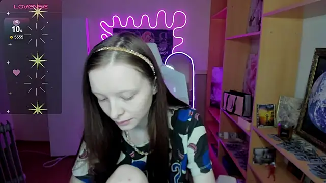 AliceHaris online show from 16, 11, 2025