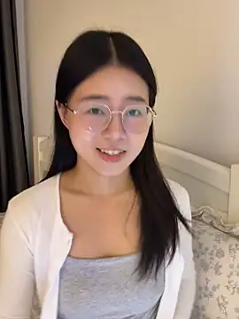 Snapshot of Ella-A9 chatting on 30, 9, 2025 Ella-A9 online show from 30, 9, 2025