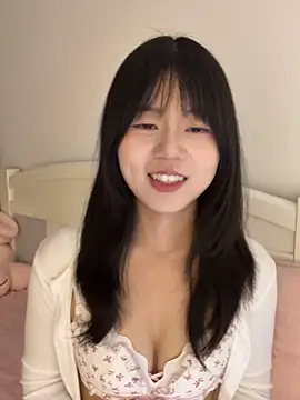 Ella-A9 online show from 14, 10, 2025