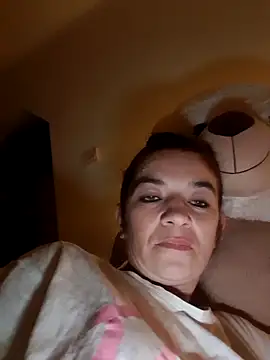 Snapshot of alinaalinutzq chatting on 20, 10, 2025 alinaalinutzq online show from 20, 10, 2025