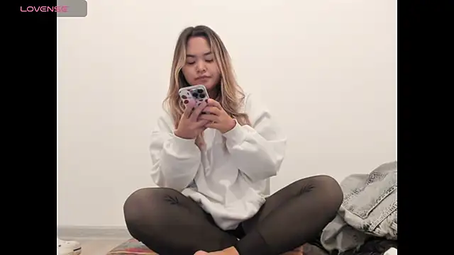 saika blush online show from 6, 10, 2025