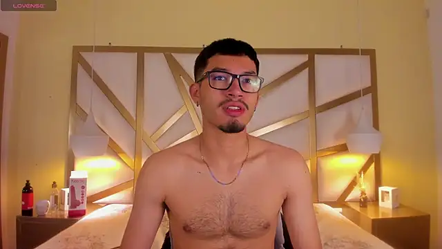 Jaxon Carter online show from 8, 4, 2026