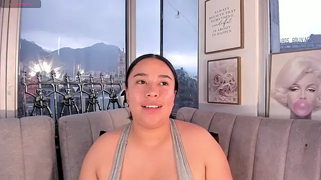 Zoey thompson online show from 17, 10, 2025