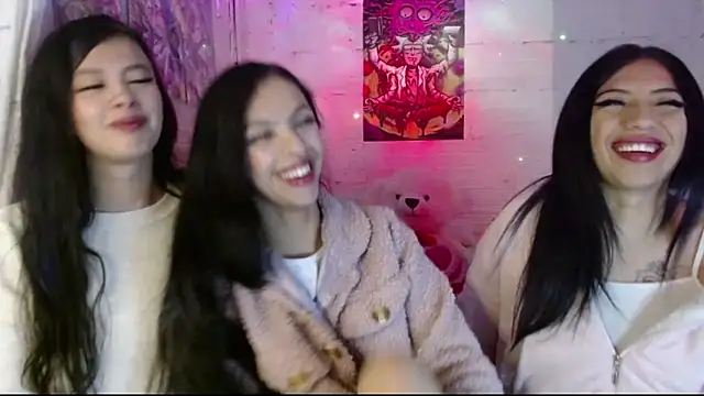 Snapshot of Pamelaa_reyess_2 chatting on 5, 3, 2026 Pamelaa reyess 2 online show from 5, 3, 2026