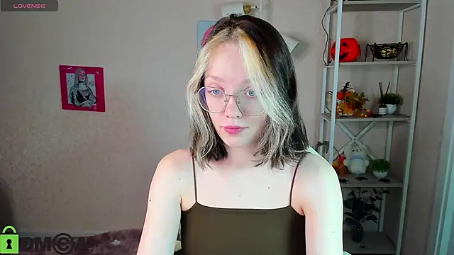 R0cket bunny online show from 13, 11, 2025