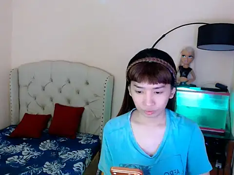 ShantalFoxxy  online show from 15, 3, 2026