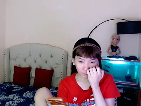 ShantalFoxxy  online show from 27, 3, 2026