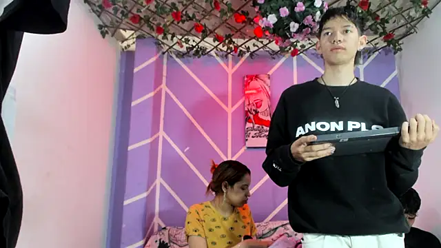 Snapshot of lau_and_boys18 chatting on 9, 9, 2025 lau and boys18 online show from 9, 9, 2025