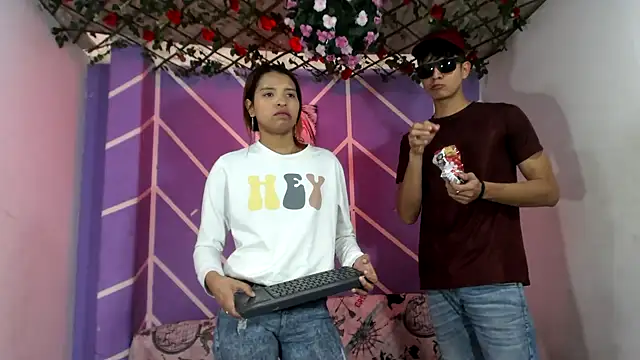 Snapshot of lau_and_boys18 chatting on 25, 9, 2025 lau and boys18 online show from 25, 9, 2025