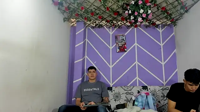 lau and boys18 online show from 14, 11, 2025