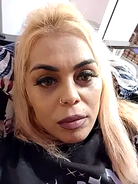 izauri2025 online show from 12, 10, 2025