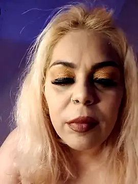 izauri2025 online show from 18, 10, 2025