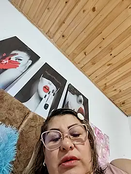 Snapshot of AlexxiaaMat chatting on 21, 4, 2026 AlexxiaaMat online show from 21, 4, 2026