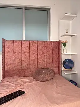 salomecute21 online show from 5, 2, 2026