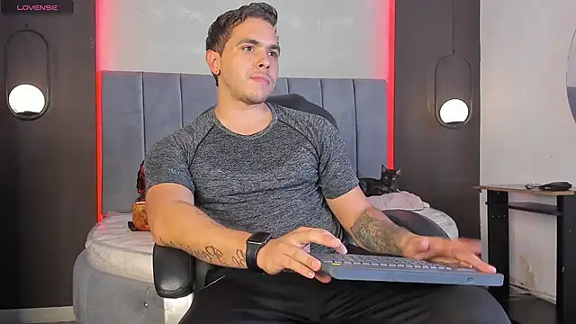 Liam walk  online show from 11, 2, 2026