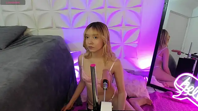 JuliethMoss online show from 9, 10, 2025