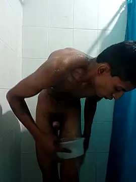 Snapshot of saik_03 chatting on 19, 11, 2025 saik 03 online show from 19, 11, 2025