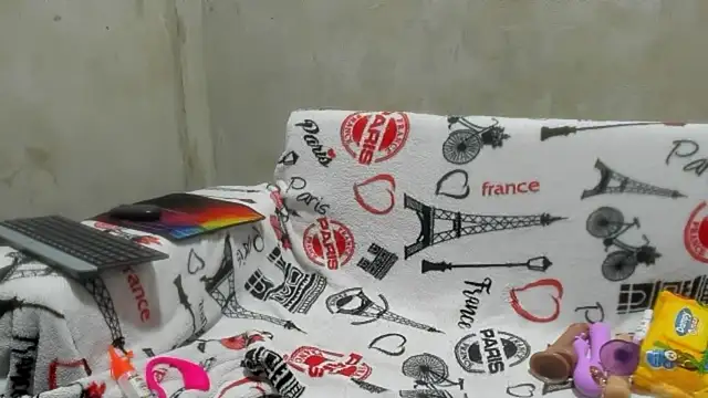 ivy moon05 online show from 18, 3, 2026