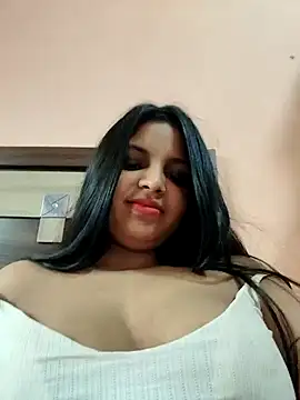 Snapshot of Maahhii_2 chatting on 1, 5, 2026 Maahhii 2 online show from 1, 5, 2026