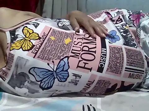 Snapshot of boobies_247 chatting on 14, 10, 2025 boobies 247 online show from 14, 10, 2025