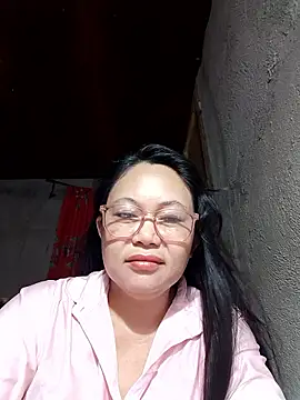 Everleigh mom online show from 12, 1, 2026