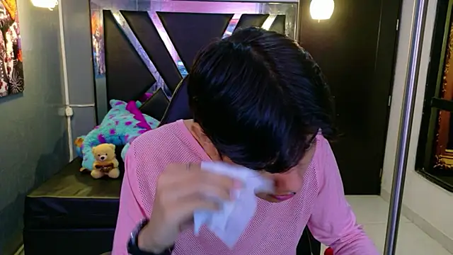 Snapshot of alandelrey57 chatting on 7, 1, 2026 alandelrey57 online show from 7, 1, 2026