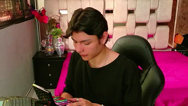 Snapshot of alandelrey57 chatting on 12, 2, 2026 alandelrey57 online show from 12, 2, 2026