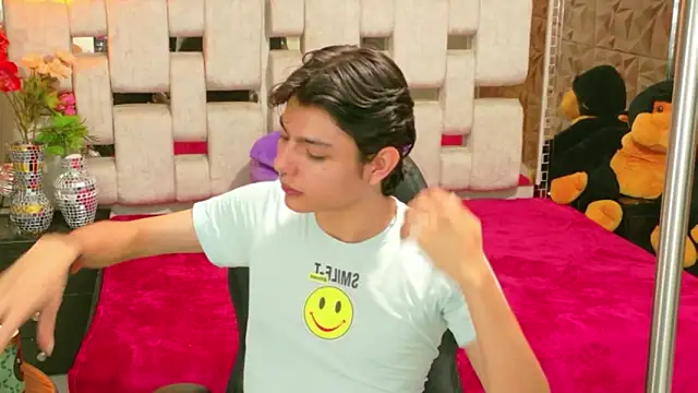 Snapshot of alandelrey57 chatting on 13, 2, 2026 alandelrey57 online show from 13, 2, 2026