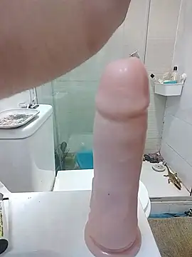 Snapshot of Dianocturno_13 chatting on 2, 6, 2026 Dianocturno 13 online show from 2, 6, 2026