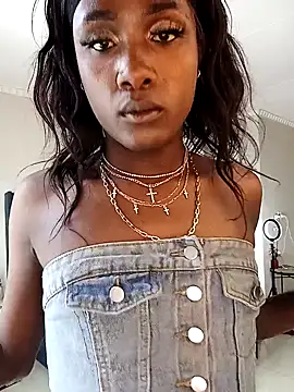 Lsnickykhanyile online show from 30, 11, 2025