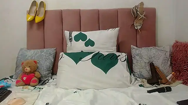 RoundaAssx22 online show from 2, 11, 2025